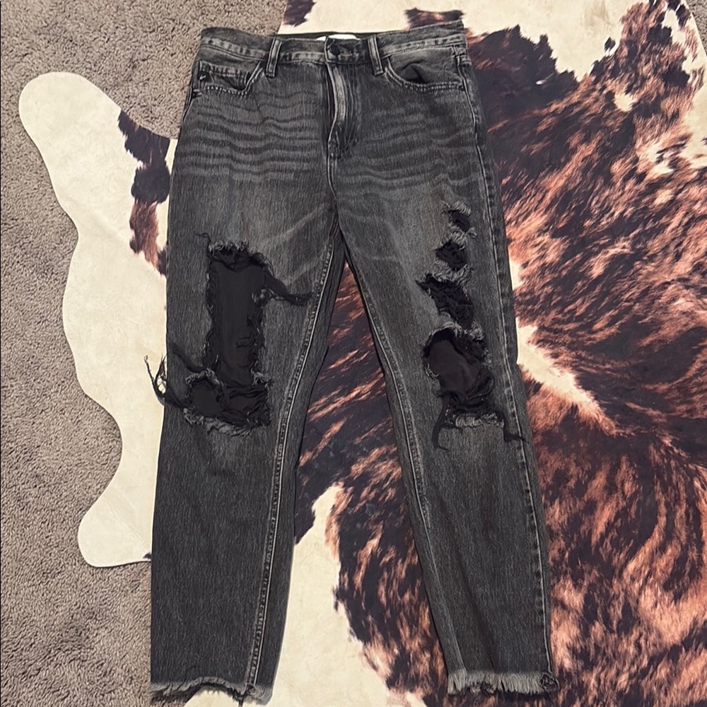 KanCan Black Distressed Ankle Jeans